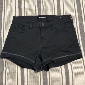 Mid rise shorts (never worn)